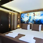Hotel Duqqan Deluxe 4*