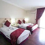 Duqqan Deluxe Otel 4*