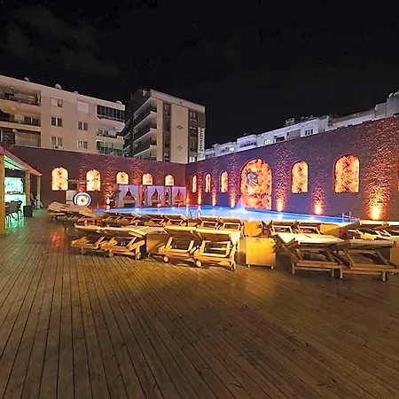 Duqqan Deluxe Hotel