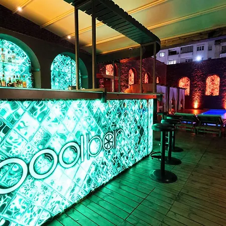 Duqqan Deluxe Hotell