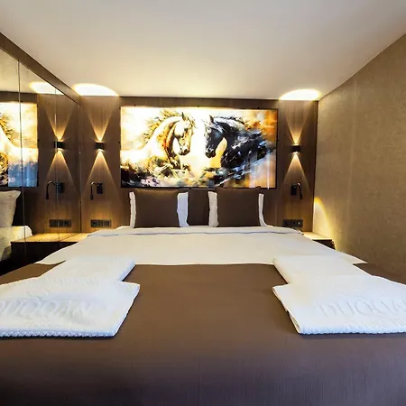 Duqqan Deluxe Hotell Kusadası